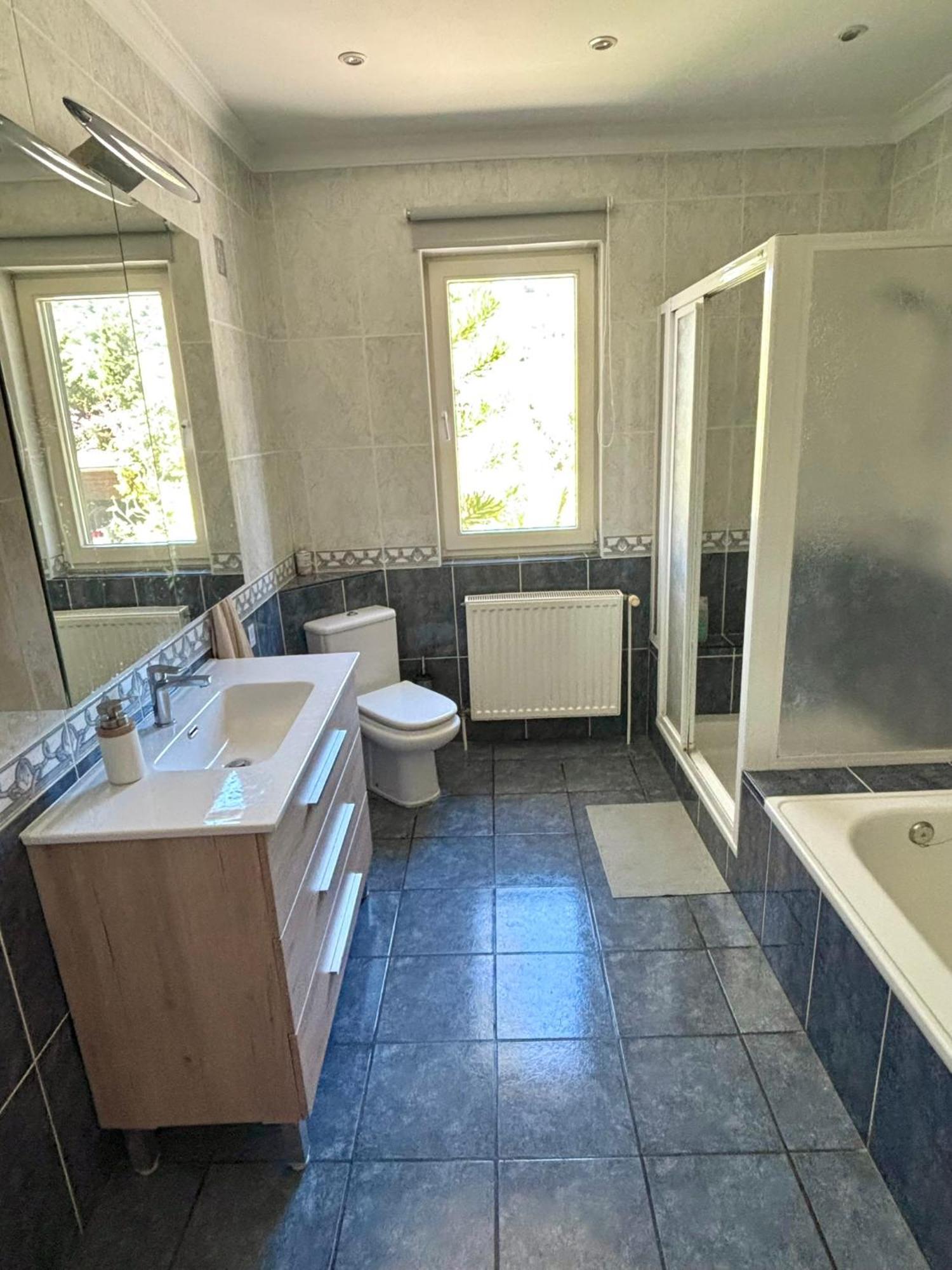 Villa La Higuera Sayalonga Luaran gambar